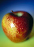 Gene-Modified Apples, Potatoes Safe to Eat, FDA Says