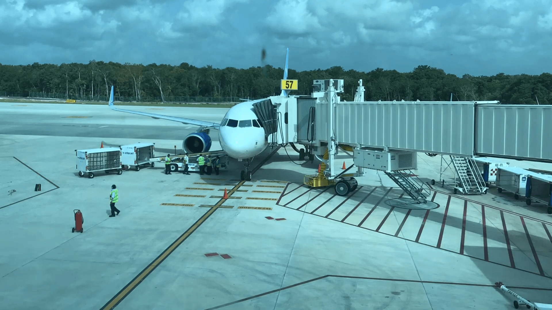 Dr. J’s Interjet Flight Report : Cancun MX to Leon, MX